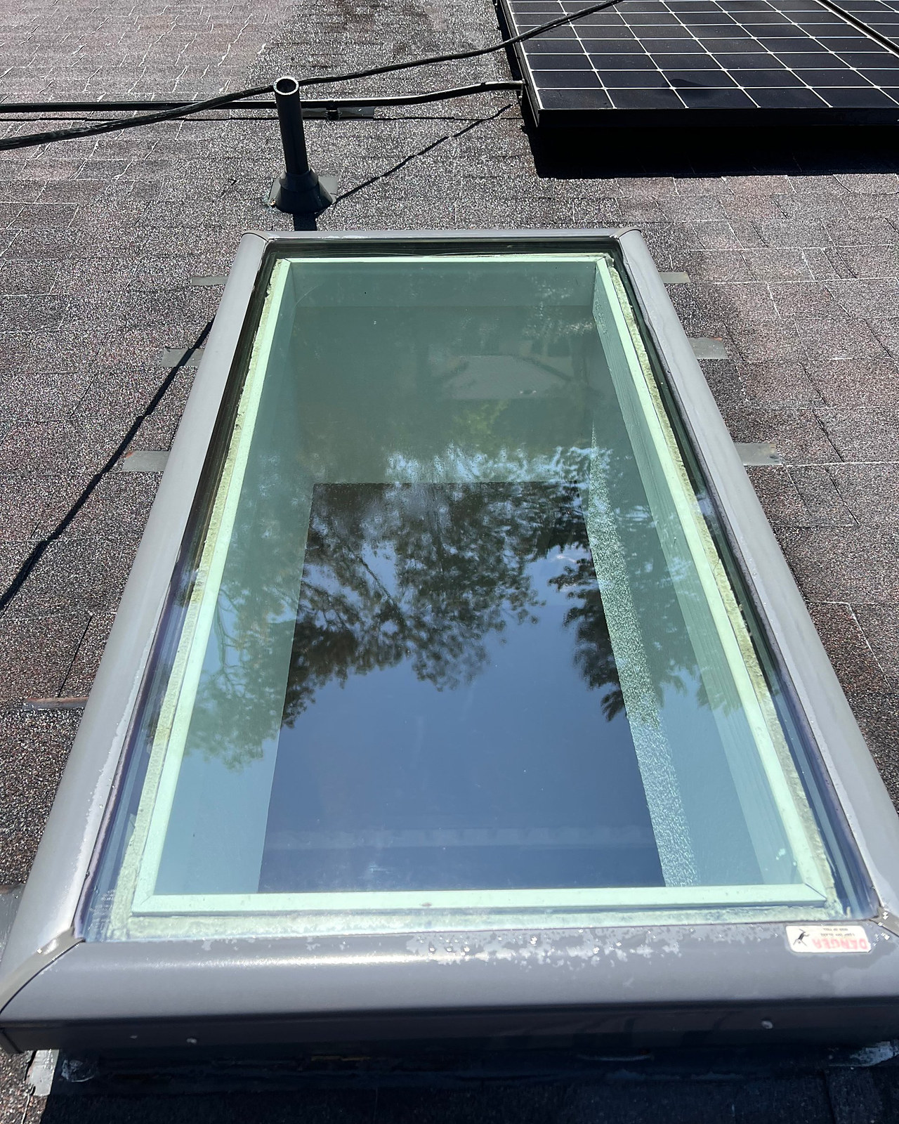 Skylight, cleaned from the roof, after cleaning